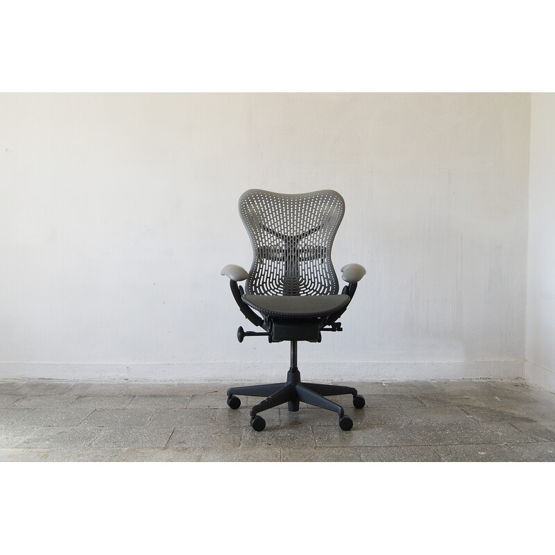 Cadeirão de escritório Mirra vintage da Herman Miller