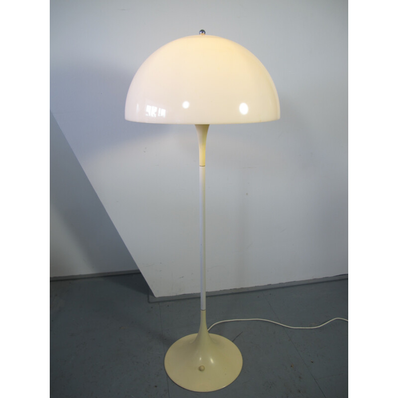 Danish panthella floor lamp by Verner Panton for Louis Poulsen - 1970s