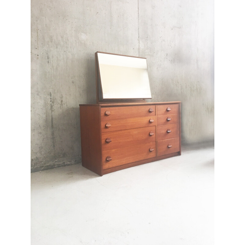 Mid century Stag 'Cantata' 8 drawer chest of drawers by John & Silvia Reid - 1960s