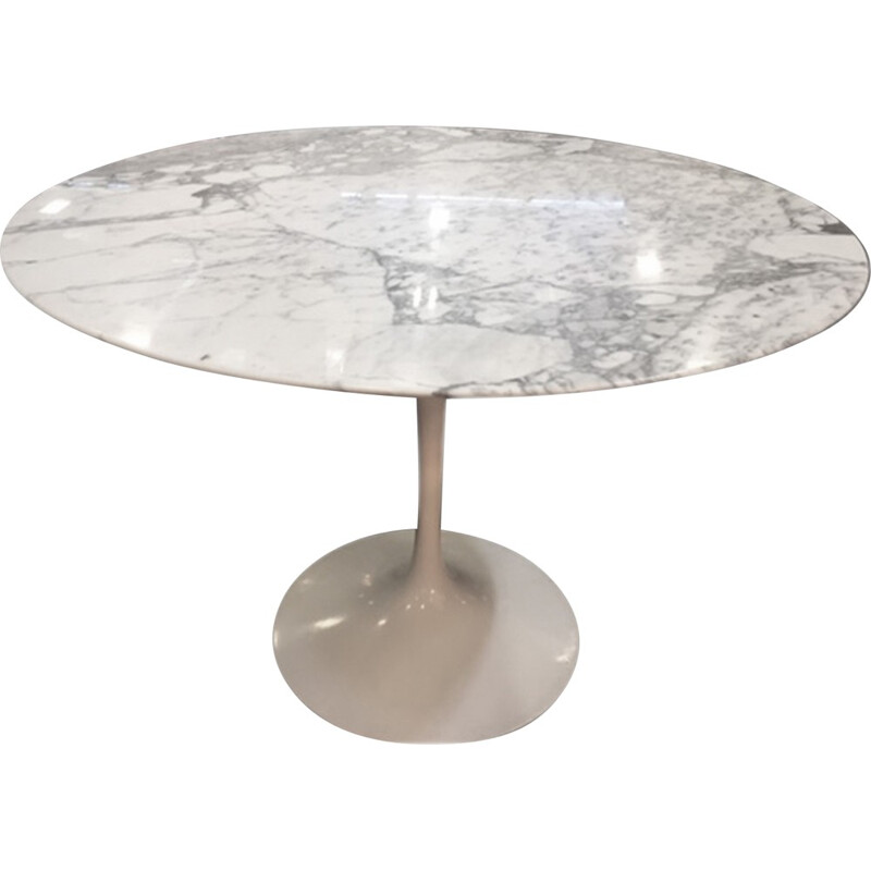Dining table by Eero Saarinen for Knoll - 1960s