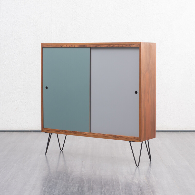 Credenza vintage in noce con ante scorrevoli, anni '60