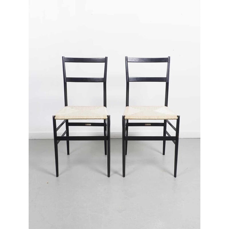 Pair of vintage Superleggera chairs by Gio Ponti