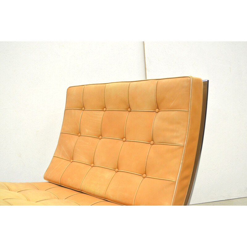 Pair of Barcelona Chair by Knoll International, Natural Cognac - 1970s