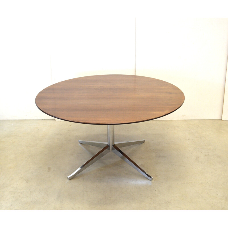 Florence Knoll Dining Office Table in Walnut by Knoll - 1970s