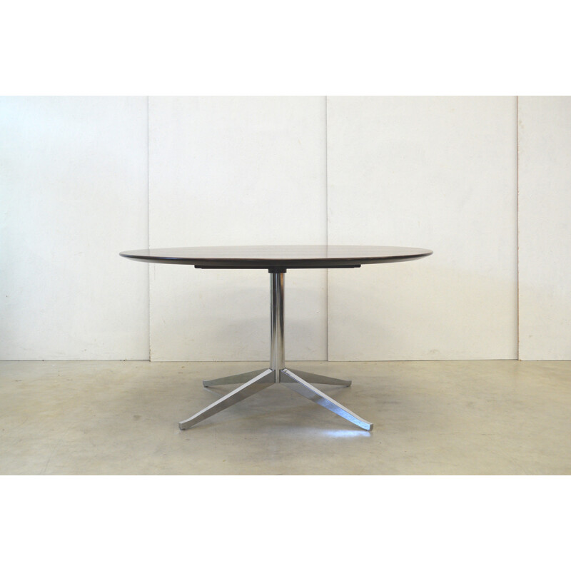 Florence Knoll Dining Office Table in Walnut by Knoll - 1970s