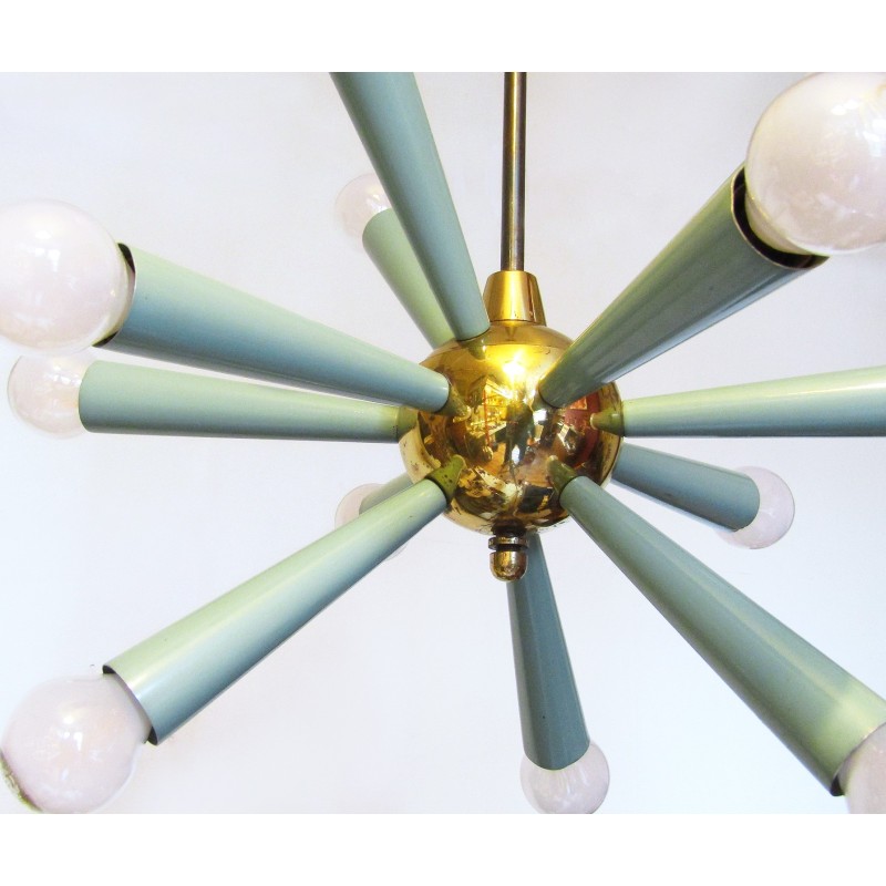 Vintage 12-Licht Sputnik Starburst Kronleuchter in grünem Metall und Messing, 1950er Jahre