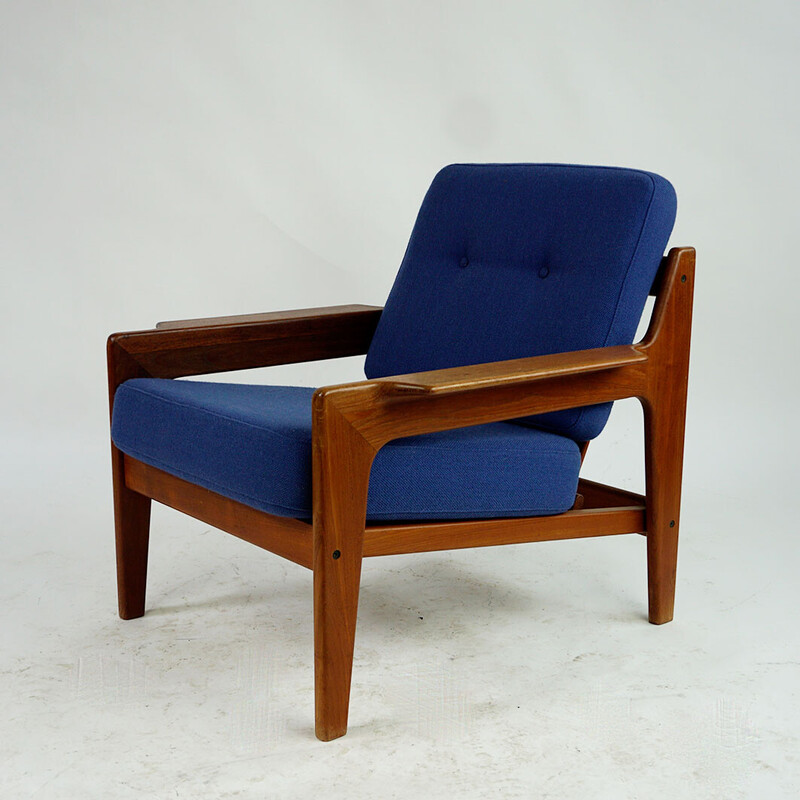 Poltrona scandinava vintage in teak e tessuto blu di A.W. Iversen per Komfort, 1960