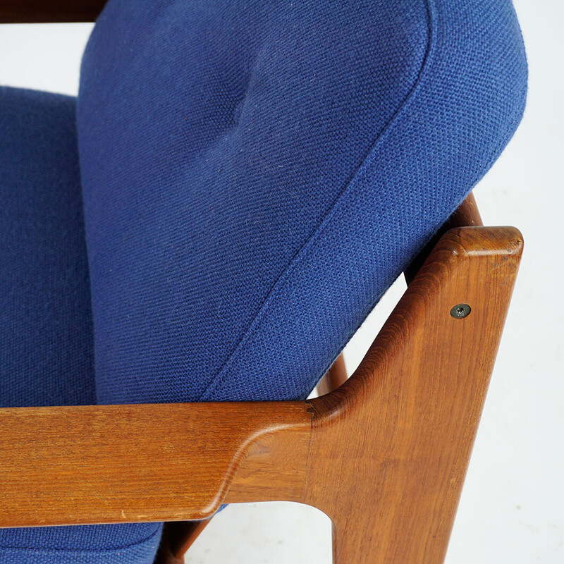 Vintage Scandinavische fauteuil in teakhout en blauwe stof van A.W. Iversen voor Komfort, 1960