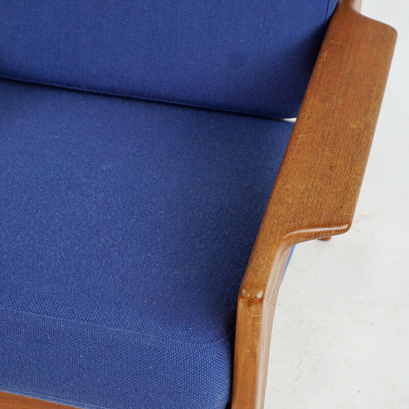 Vintage Scandinavische fauteuil in teakhout en blauwe stof van A.W. Iversen voor Komfort, 1960