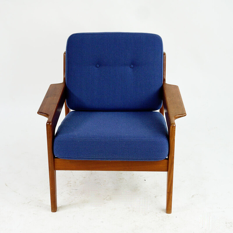 Vintage Scandinavische fauteuil in teakhout en blauwe stof van A.W. Iversen voor Komfort, 1960