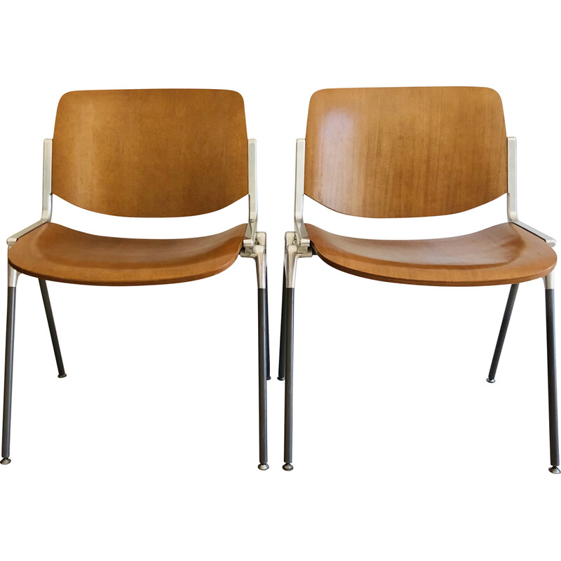 Pair of vintage Dsc 106 chairs by Giancarlo Piretti for Castelli, Italy 1960