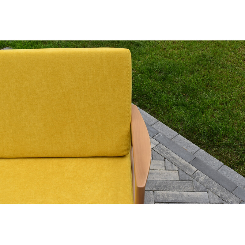 Divano scandinavo vintage a 2 posti di colore giallo, anni '60