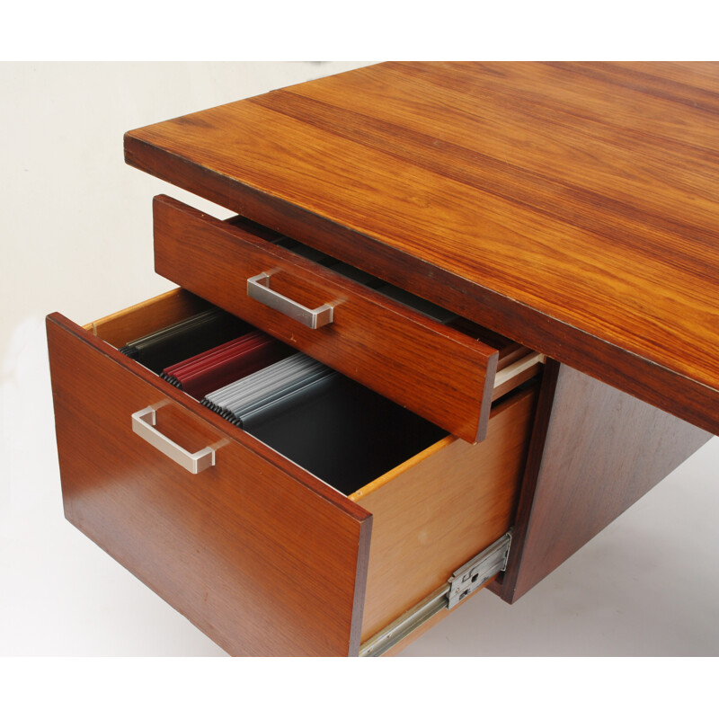 Rosewood desk by Trevor Chinn for Gordon Russel - 1970s