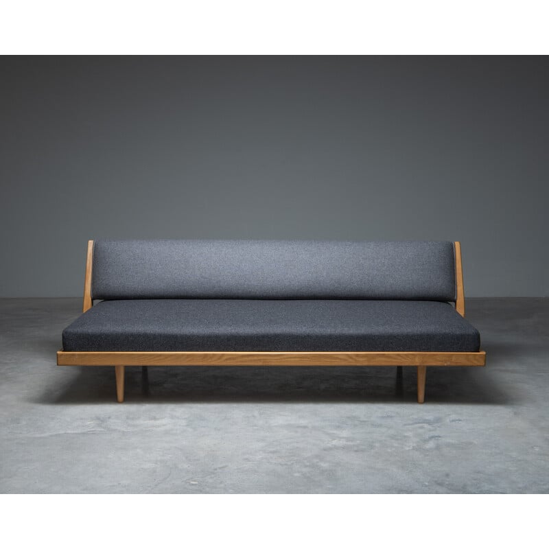 Vintage daybed in solid beechwood, Germany 1960