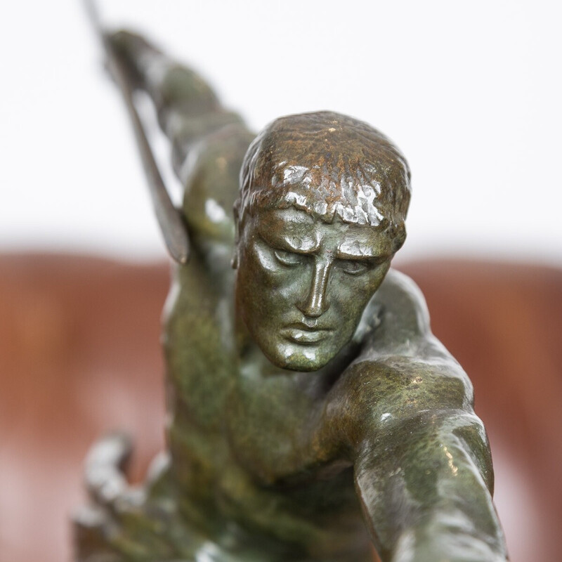 Figura de caçador em bronze Vintage Art Deco de Pierre Le Faguays, 1930
