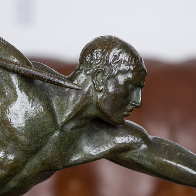Figura di cacciatore in bronzo Art Déco vintage di Pierre Le Faguays, 1930