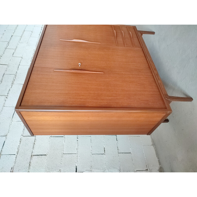 Scandinavische vintage teak kast