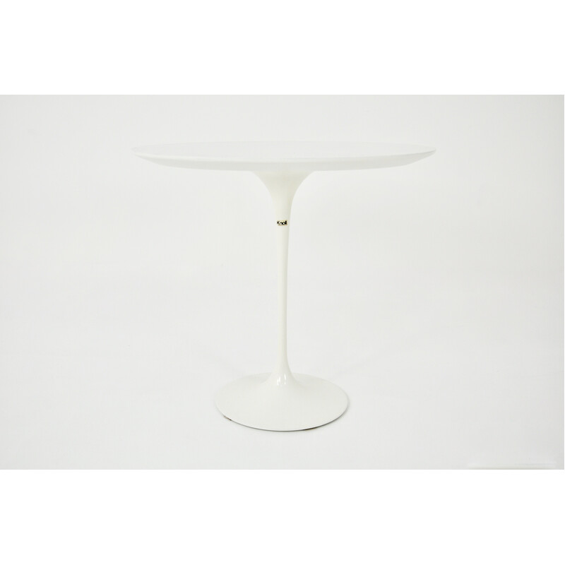 Vintage side table by Eero Saarinen for Knoll International, 1960