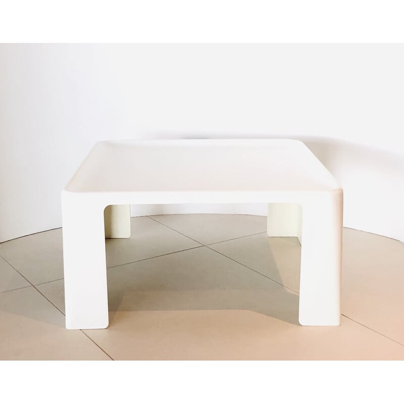 Amanta vintage coffee table in fiberglass by Mario Bellini for C & B, Italy 1960