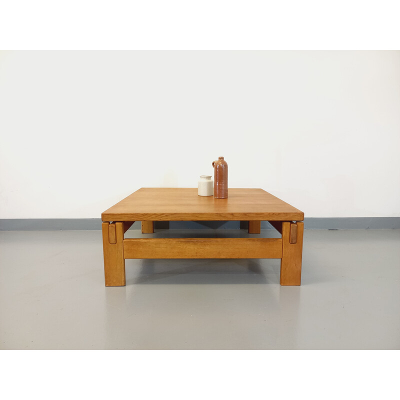 Vintage Couchtisch aus massivem Eichenholz, 1960-1970