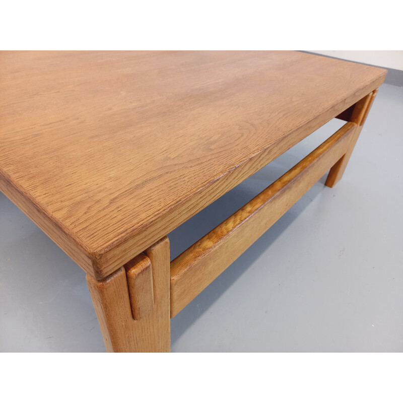Table basse vintage en bois de chêne massif, 1960-1970