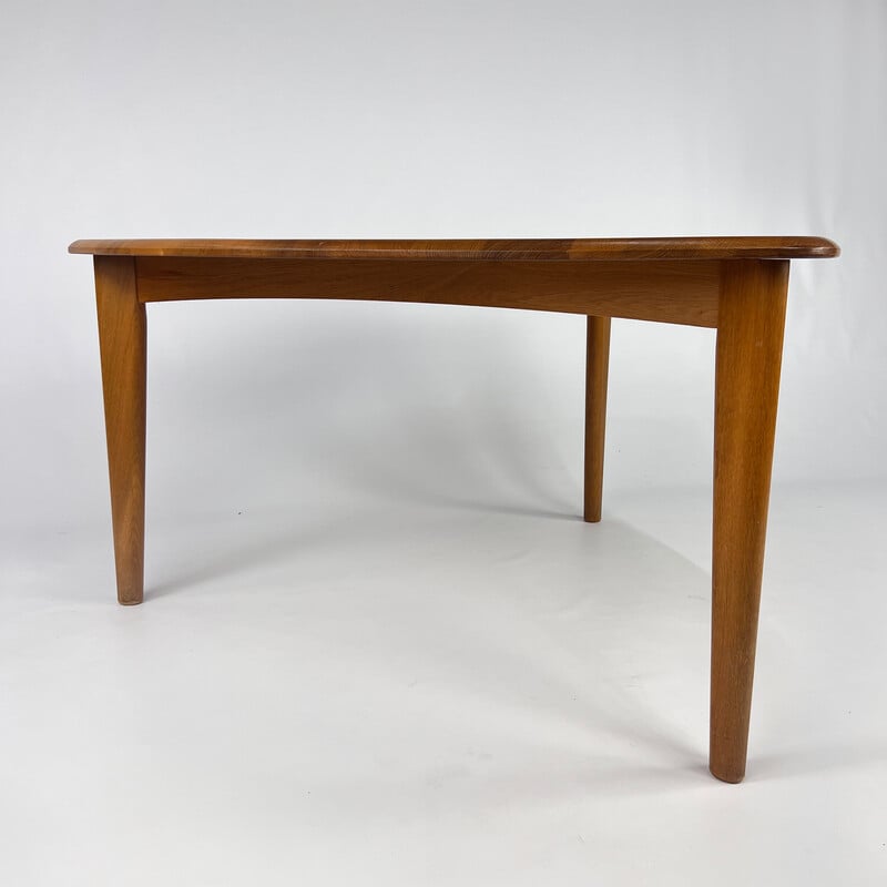 Vintage dining table in solid oakwood, France 1960