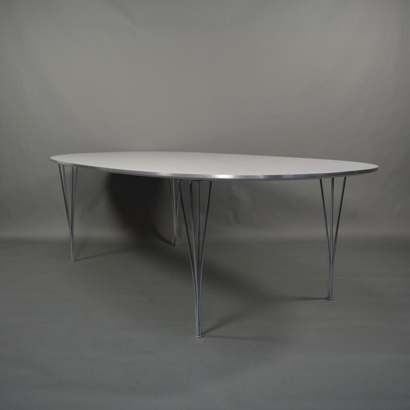 'Super Ellipse' dining table by Piet Hein and Bruno Mathsson for Fritz Hansen - 2000s