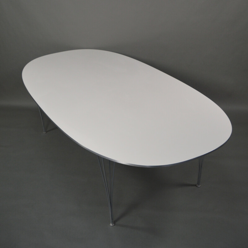 'Super Ellipse' dining table by Piet Hein and Bruno Mathsson for Fritz Hansen - 2000s