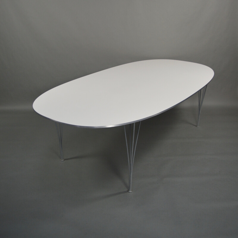 'Super Ellipse' dining table by Piet Hein and Bruno Mathsson for Fritz Hansen - 2000s