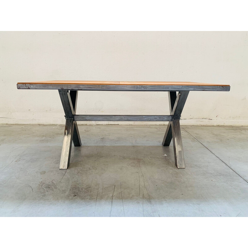 Handgefertigter Vintage-Tisch aus Teakholz