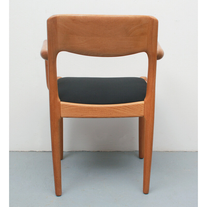 Vintage fauteuil in eikenhout en stof van Juul Kristensen, Denemarken 1970
