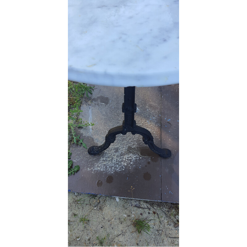 Vintage oval marble bistro table
