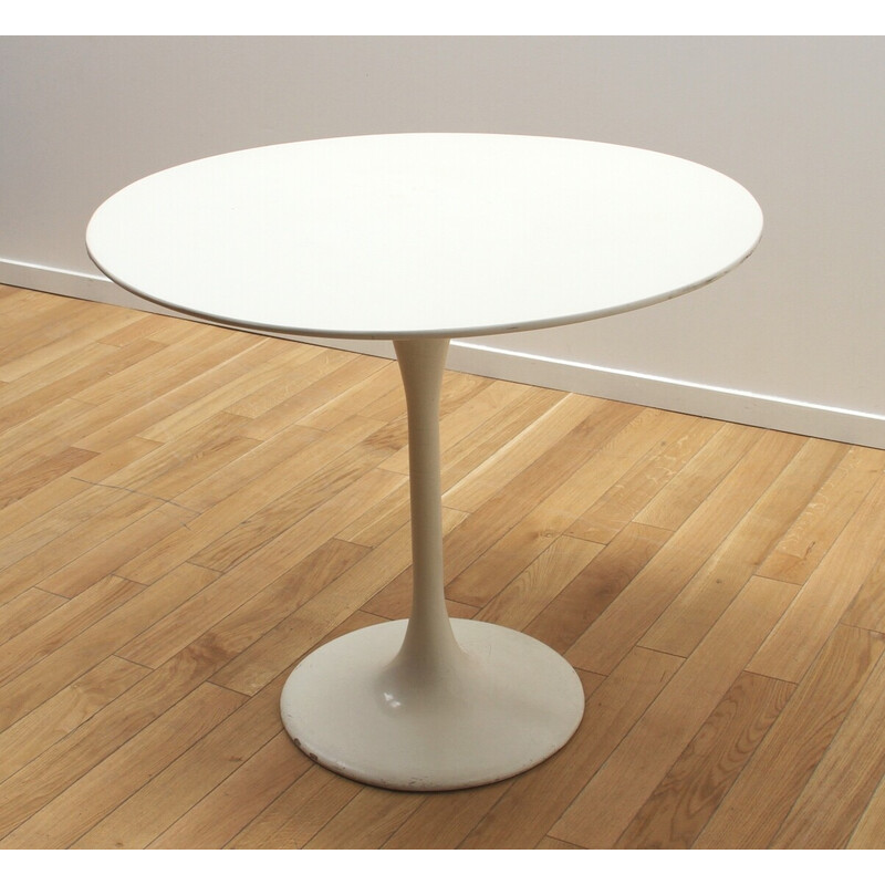 Vintage metal tulip dining table by Knoll