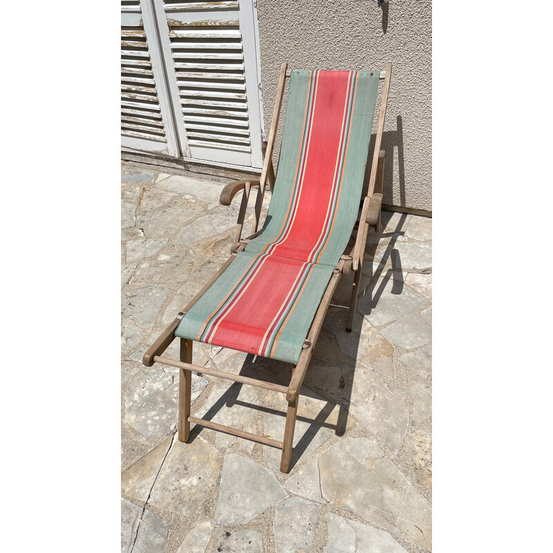 Vintage folding deckchair