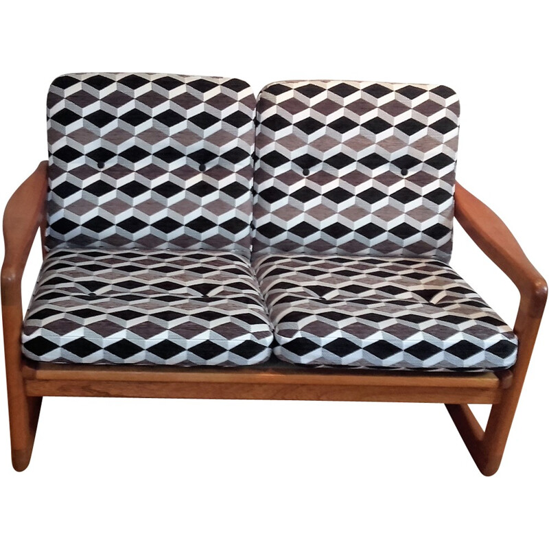 Scandinavian sofa covered with a geometric fabric - 1960s
