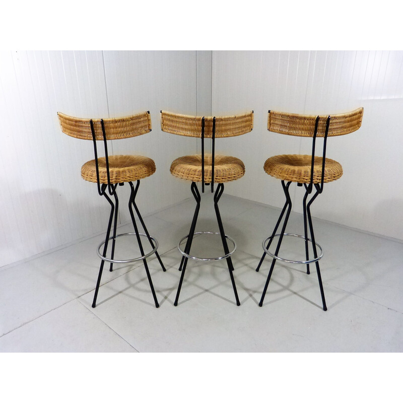 Set of 3 vintage wicker and steel swivel bar stools, 1960