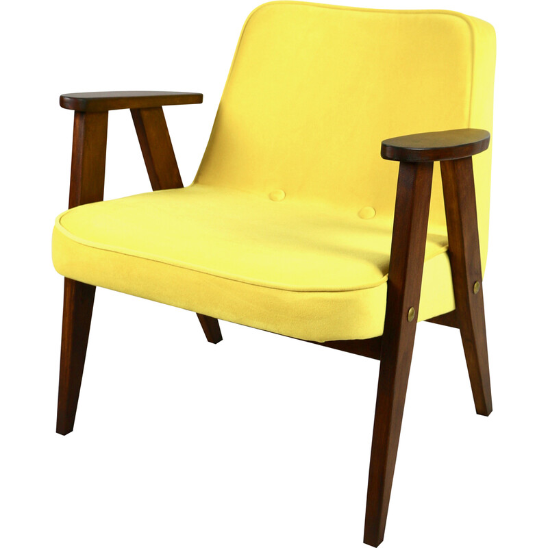 Sillón vintage de terciopelo amarillo de Józef Chiefski, 1970