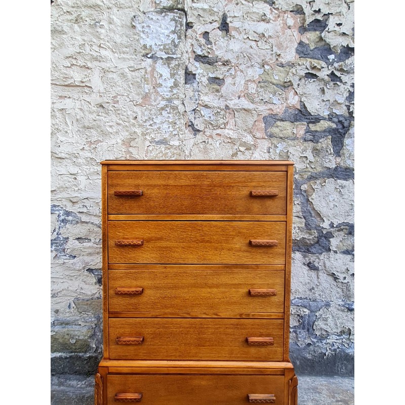 Vintage oakwood chest of 5 drawers
