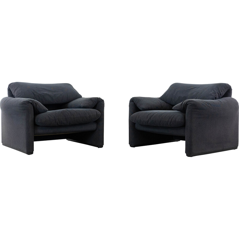 Pair of vintage Maralunga armchairs by Vico Magistretti for Cassina