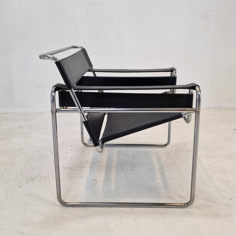 Vintage Wassily armchair by Marcel Breuer for Gavina, 1980