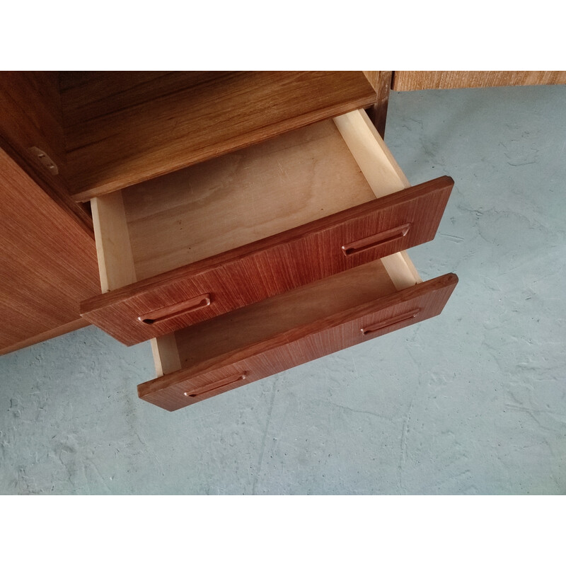 Skandinavischer Vintage-Kleiderschrank aus Palisanderholz