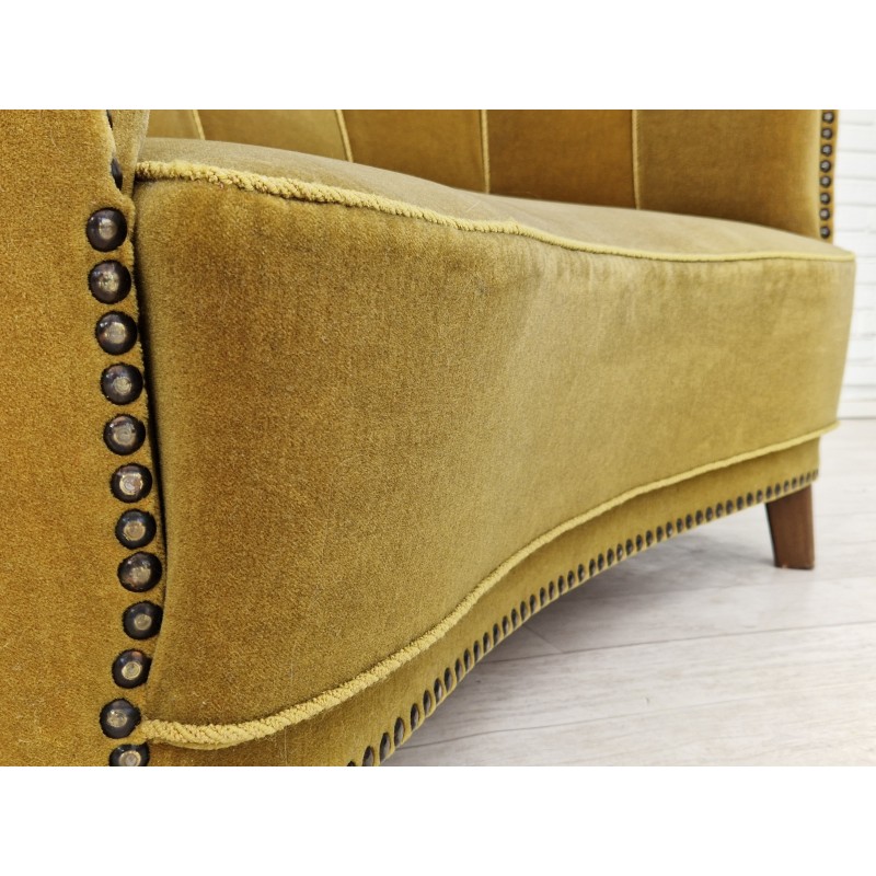 Vintage Banana Sofa aus Buche und Samt, 1960-1970