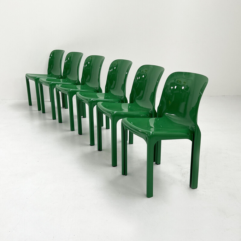 Vintage Selene chair in green plastic by Vico Magistretti for Artemide, 1970