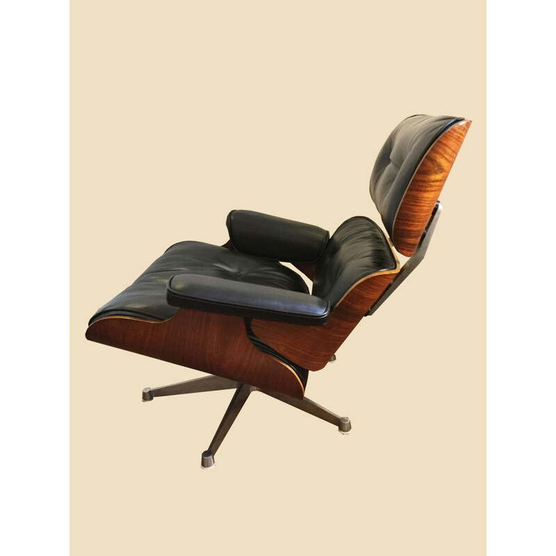 Fauteuil "lounge chair" Charles et Ray Eames, édition Mobilier International, Herman Miller - 1970
