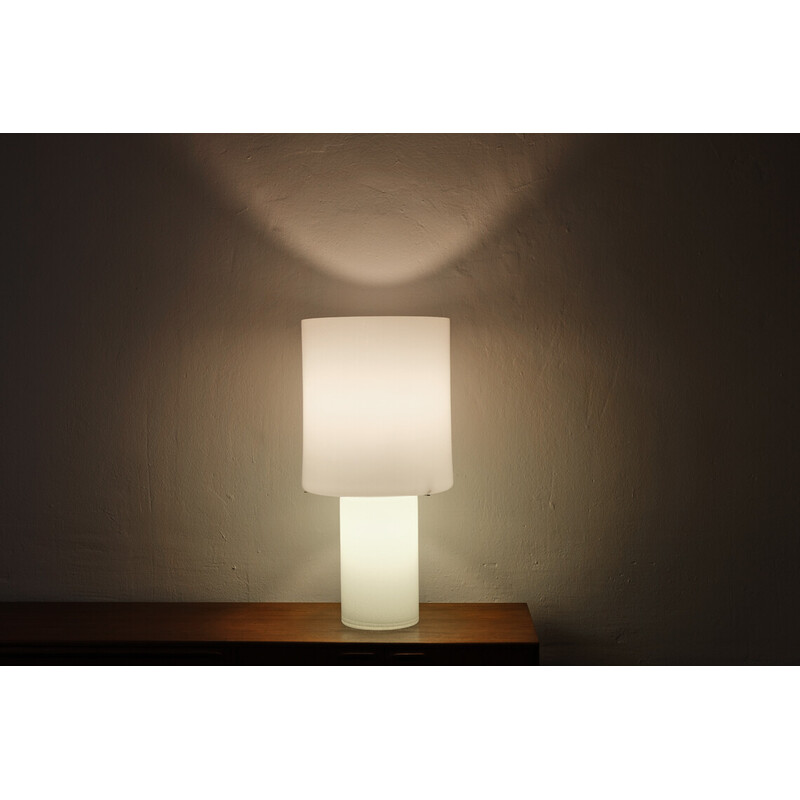 Vintage table lamp in opaline Murano glass, Italy 1970