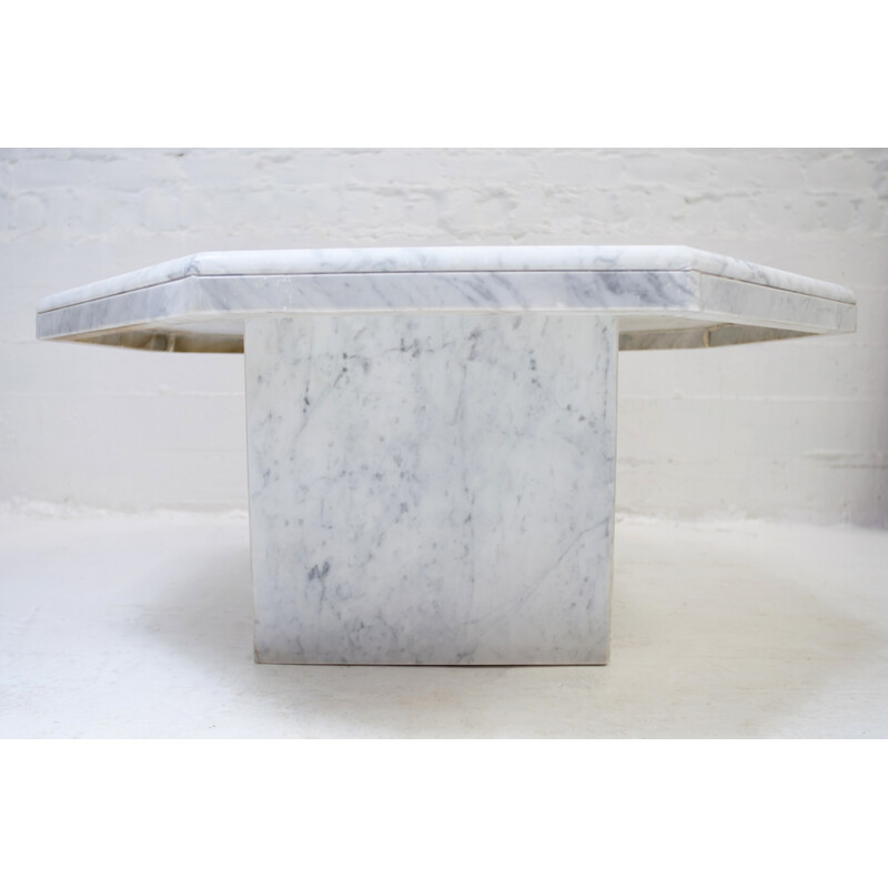 Table basse vintage octogonale en marbre de Carrare, 1970