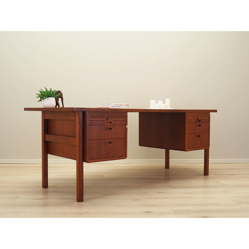 Vintage teak desk by Åtvidaberg, Sweden 1970