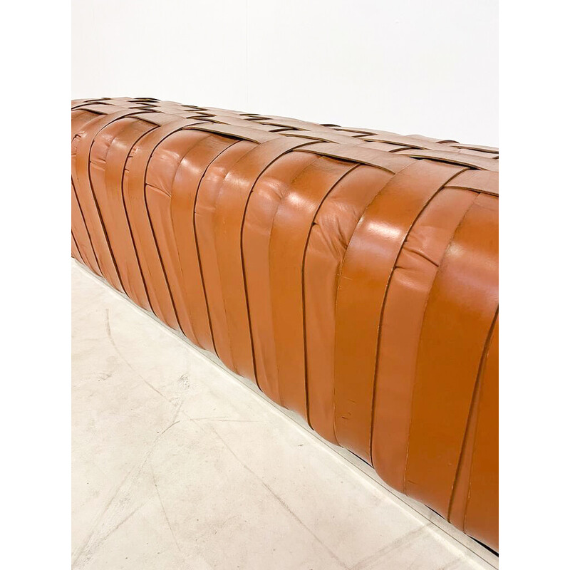 Mid-century Italian cognac leather bench, 1980s