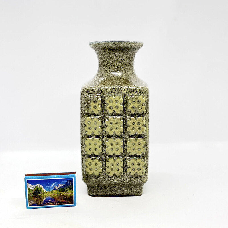 Vintage olive green ceramic vase 3080 A by Veb Haldensleben, Germany 1970s