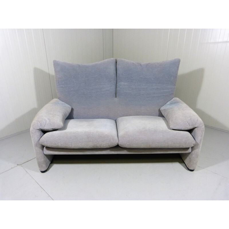 Maralunga two seater sofa by Vico Magistretti for Cassina - 1970s